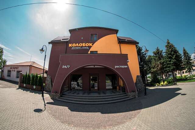Отель Колобок Kniahynynok-3